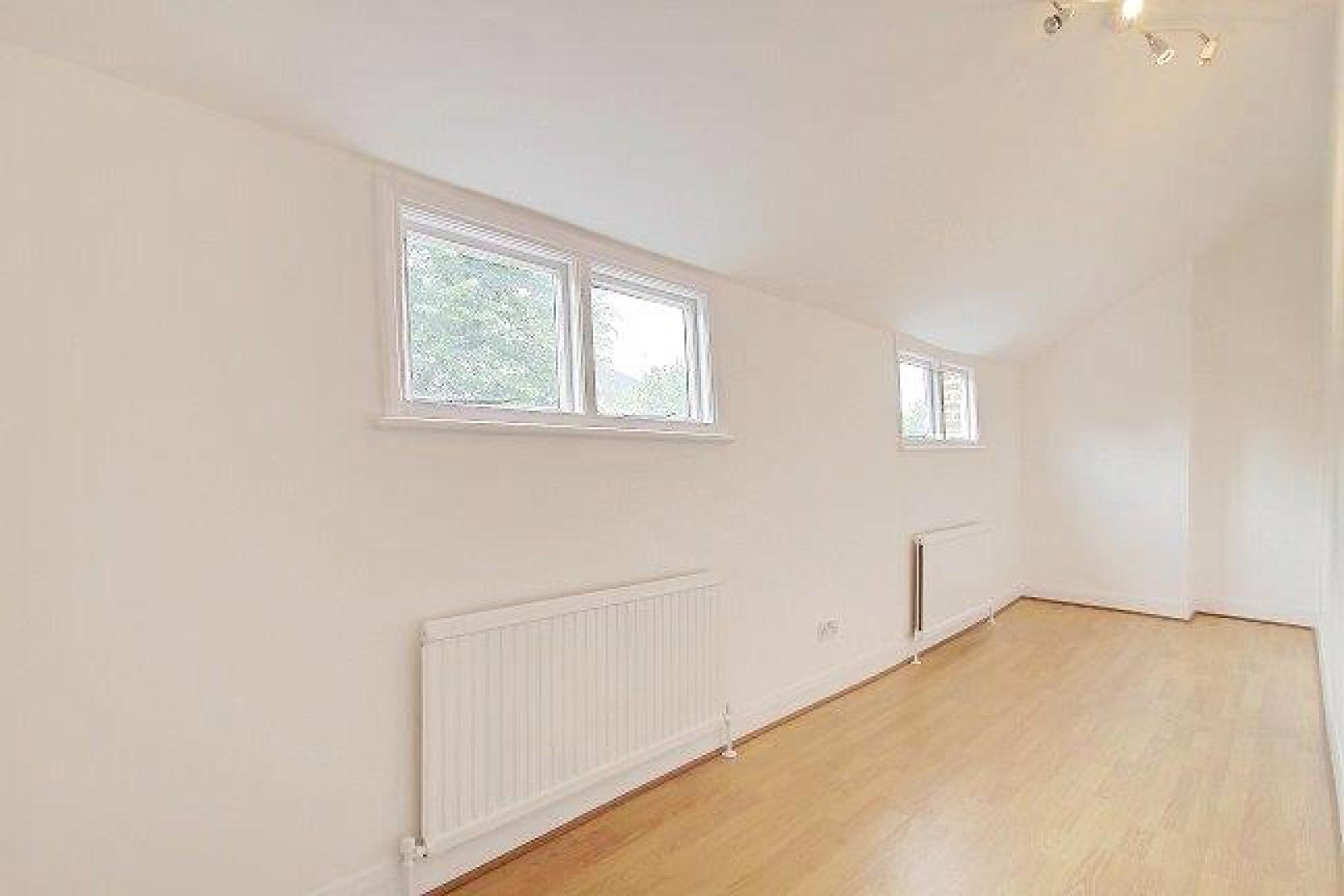 Modern and Central Apartment Fordwych Road, West Hampstead